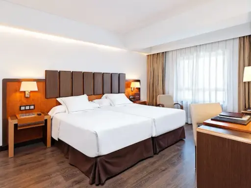 Hotel Claridge Madrid: ¿Tu hotel ideal en la capital? Guía experta.