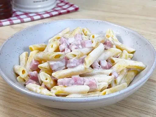 Pasta Panna e Prosciutto: Ricetta Cremosa e Veloce | Guida Completa