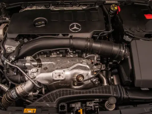 Mercedes A-Klasa: Jaki silnik wybrać? W176/W177 uniknij wpadki!