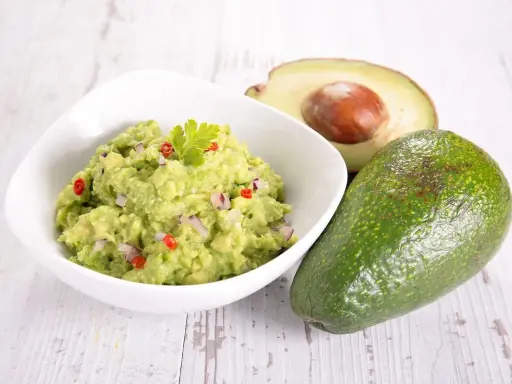 Jak uratować gorzkie guacamole i przywrócić mu smak