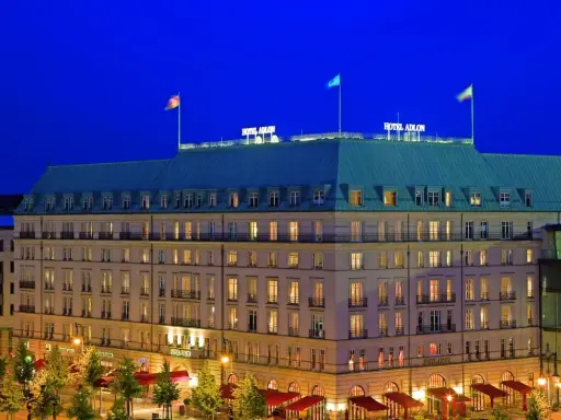 Hotel Adlon Berlin: Luxus & Geschichte am Brandenburger Tor