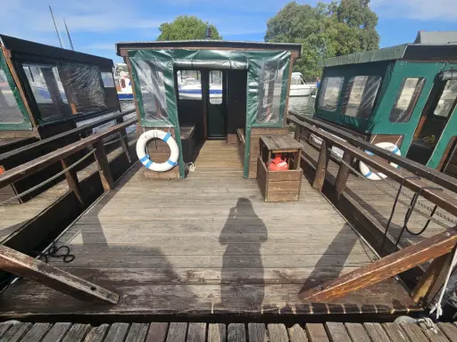 Müggelsee Floß mieten? Ihr Guide zu Floß und Los Friedrichshagen