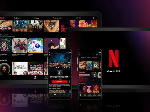 Gry na Netflixie na tabletach i telefonach. Zobaczysz tu ikony gier, w tym Stranger Things, oraz interfejs aplikacji.