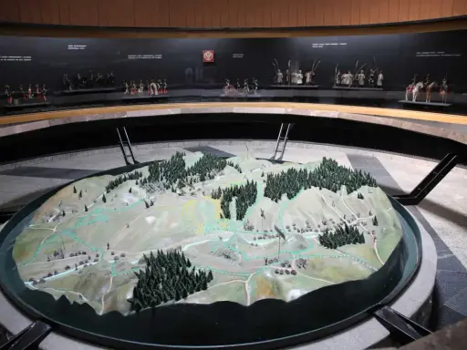 Model terenu bitwy pod Racławicami. Sprawdź panorama racławicka cennik, by poznać ceny wstępu.