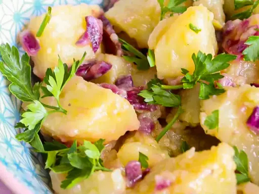 Salade de pommes de terre : la cuisson parfaite pour une texture ferme