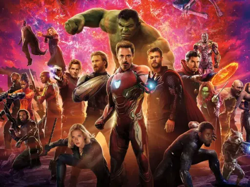 Gli Avengers, tra cui Iron Man, Thor e Hulk, si preparano alla battaglia. Un gruppo di supereroine Marvel è pronto a difendere l'universo.