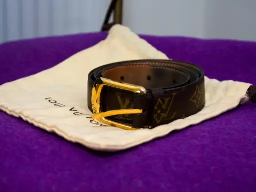 Pasek Louis Vuitton: gdzie kupić oryginał w Polsce i unikać podróbek?
