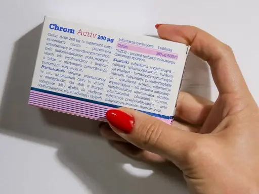 Chrom Activ 200 µg pomaga w metabolizmie makroskładników i utrzymaniu poziomu glukozy. Idealny dla osób z apetytem na słodycze.