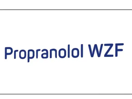 Niebieski napis "Propranolol WZF" na białym tle. Czy propranolol jest bezpieczny? Zapytaj lekarza.