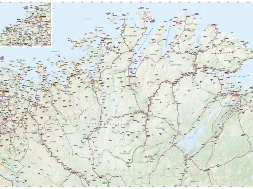 Detaljerad karta över Nordnorge med vägar, städer och fjäll. En inzoomad karta visar Senja och Kvaløya.