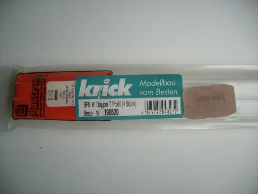 Verpackung mit einem Krick Modellbau BFS-16 Doppel-T Profil (4 Stück) aus Kunststoff.
