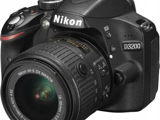 Lustrzanka Nikon: Optyczny wizjer, bateria 1500 zdjęć. Czy warto?