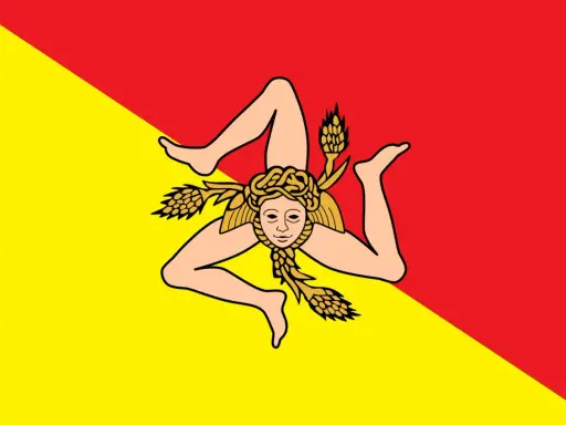 Lo stemma della Sicilia, la Trinacria, con la testa di Medusa e tre spighe di grano, su sfondo diviso in giallo e rosso.