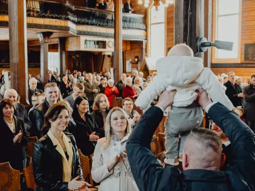 Ile kosztuje fotograf na chrzest? Uniknij ukrytych kosztów!
