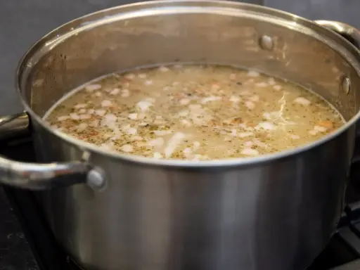 Jakie są zupy? Odkryj świat smaków i klasyfikacji!