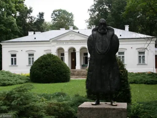 Czarnolas: Muzeum Jana Kochanowskiego przewodnik po kolebce poezji