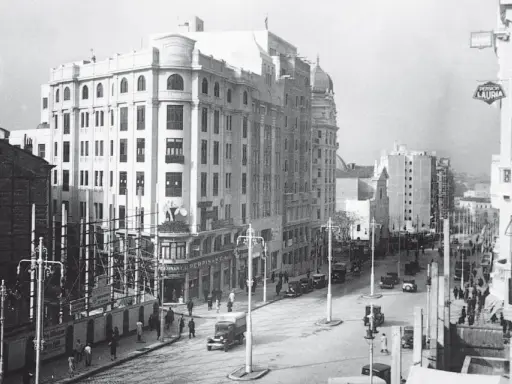 La Renovadora Gran Vía: Fotos, Historia y Sabores que Enamoran