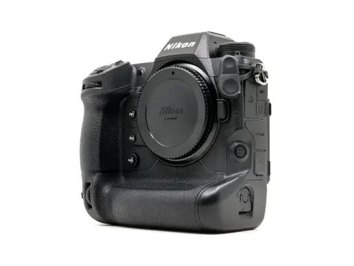 Cámara profesional Nikon Z90, lista para capturar momentos épicos.