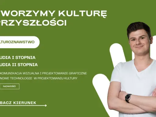 Młody mężczyzna z uśmiechem, zachęca do studiów kulturoznawczych, w tym projektowania graficznego.