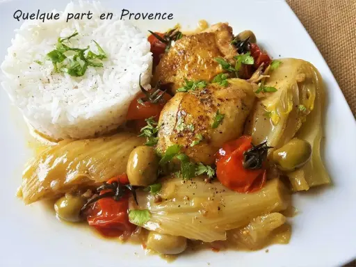 Délicieuse recette raffinée avec du poulet, riz, fenouil braisé, tomates cerises et olives. Un plat savoureux qui évoque la Provence.
