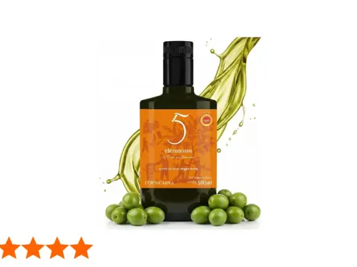 Aceite de oliva virgen extra "5 Elementos" Cornicabra, con un chorro dorado y aceitunas. ¿Cual es el aceite de oliva mas fuerte? Este podría serlo.