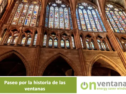 Ventanas góticas con vitrales coloridos, un viaje a cuando se inventó el cristal para las ventanas.