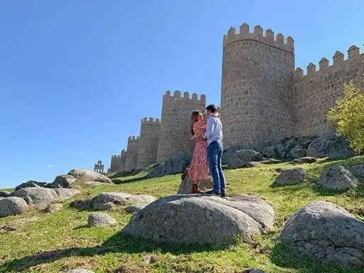 Tu guía para visitar Ávila: Monumentos, historia y gastronomía