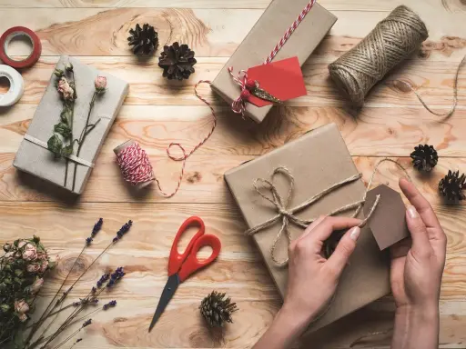 Jak zapakować ciastka na prezent? Pomysły DIY i eleganckie rozwiązania