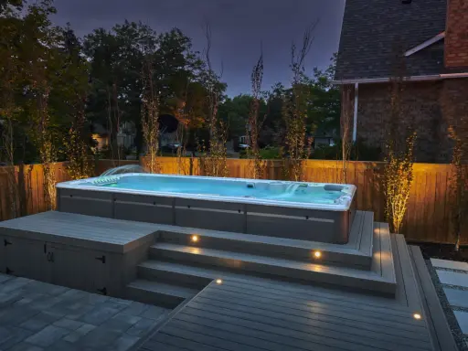 Jacuzzi ogrodowe: Jak wybrać, ile kosztuje i jak zainstalować?