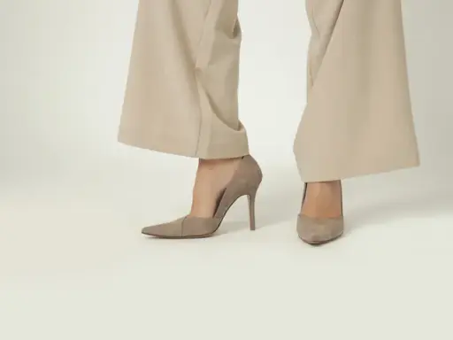 Jakie buty do eleganckiego kombinezonu? Odkryj sekrety stylu!
