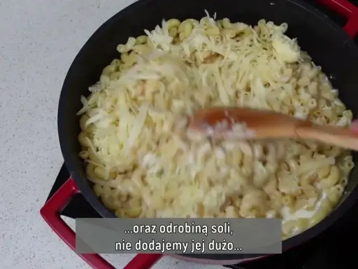 Makaron z serem jak z przedszkola: odtwórz smak dzieciństwa!