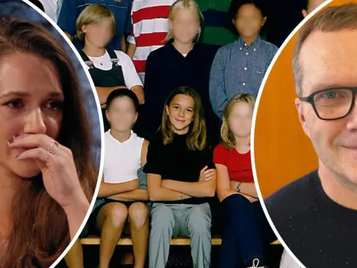 Melissa Horns barndom med klasskamrater och en leende man.