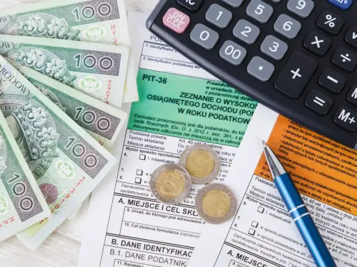Nie płać 32% podatku! Jak legalnie uniknąć drugiego progu PIT?