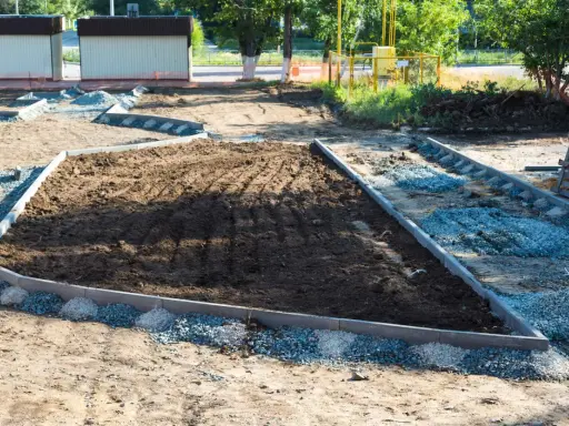 Obrzeża ogrodowe: Materiały i DIY. Stwórz idealne granice!