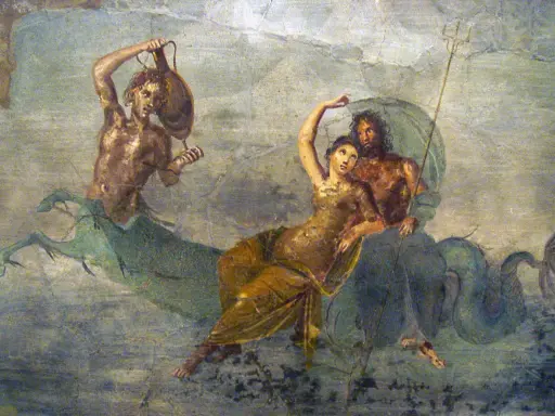 Poseidon und seine Kinder, ein Meeresgott mit Dreizack, eine Frau und ein Mann mit Fischschwanz, reiten auf einem Seeungeheuer.