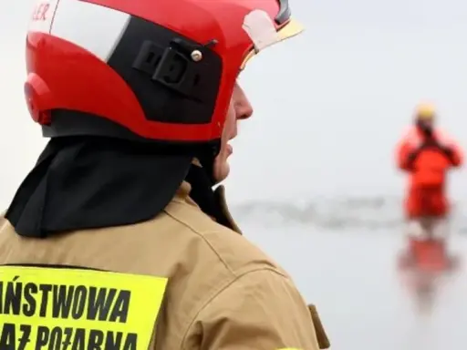Jak zostać strażakiem PSP? Kompletny przewodnik krok po kroku