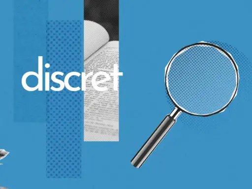 Le mot "discret" est mis en évidence, avec une loupe examinant un livre ouvert. Un synonyme de discret est "subtil".