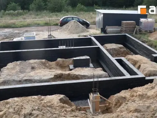 Dom rodzinny: Dlaczego to fundament Twojej tożsamości i siły?