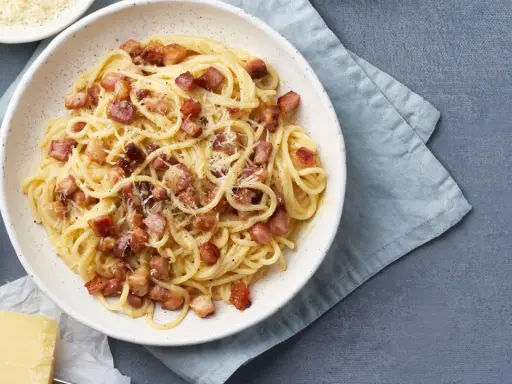 Pasta con pancetta: la ricetta perfetta e le varianti golose