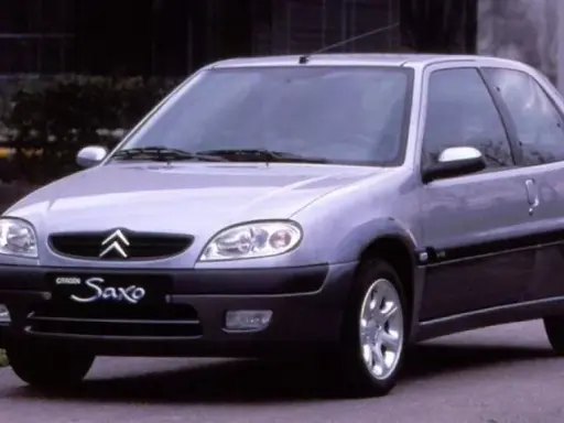 Citroen Saxo: Pojemność baku i realny zasięg. Czy 1000 km to mit?