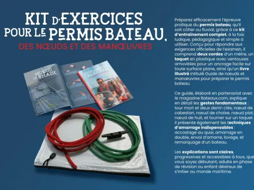 Kit pour permis bateau : deux cordes, un taquet et un guide illustré sur les nœuds marins et manœuvres.