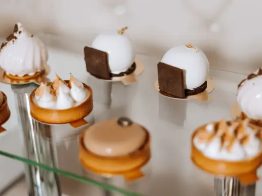 Pasticceria: Creazioni Dessert Innovativi, Tendenze e Maestri