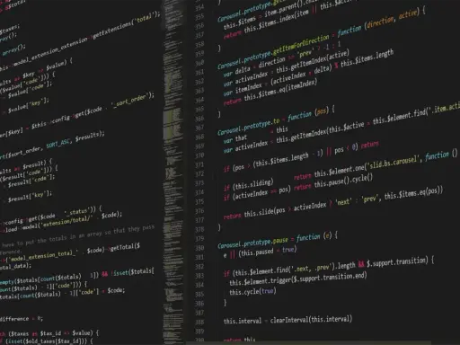 Kod PHP, w tym konstruktor Java, z logiką sortowania i przetwarzania danych.