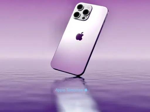 Elegancki, fioletowy iPhone 14 z potrójnym aparatem unosi się nad wodą, odbijając się w jej tafli.