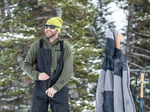 Druga warstwa na narty: Wybierz idealny midlayer i nie marznij!