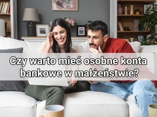 Para dyskutuje o finansach, zastanawiając się nad **osobnymi kontami w małżeństwie a podziałem majątku**.