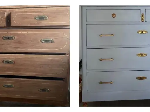 Un mueble antiguo antes y después de restaurar. La cómoda de madera desgastada se transforma en una pieza elegante pintada de gris con herrajes dorados.