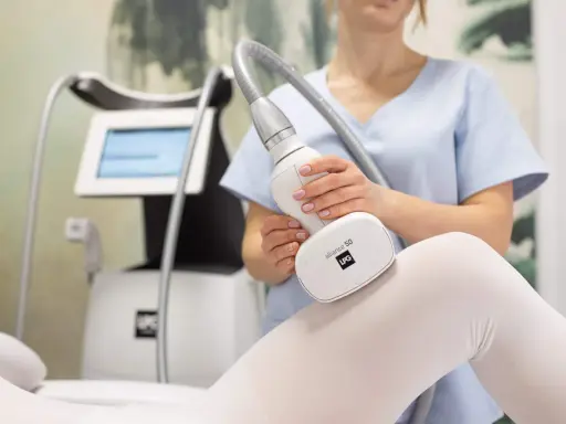 Endermologia: Co to? Bezbolesny sposób na cellulit i jędrną skórę!