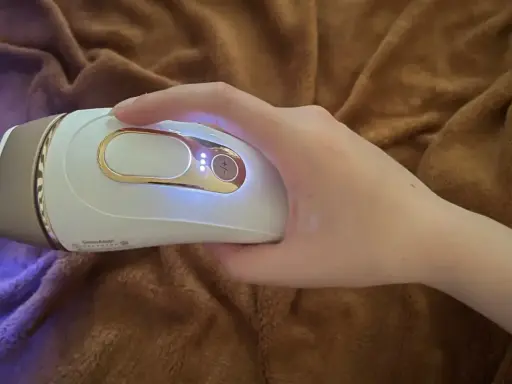 Depilator IPL do domu: Jak wybrać idealny? Poradnik eksperta
