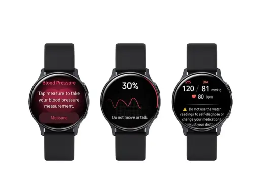 Tre smartwatch mostrano diverse schermate: misurazione pressione, caricamento 30% e risultati. Utili per monitorare le calorie attive cosa sono.